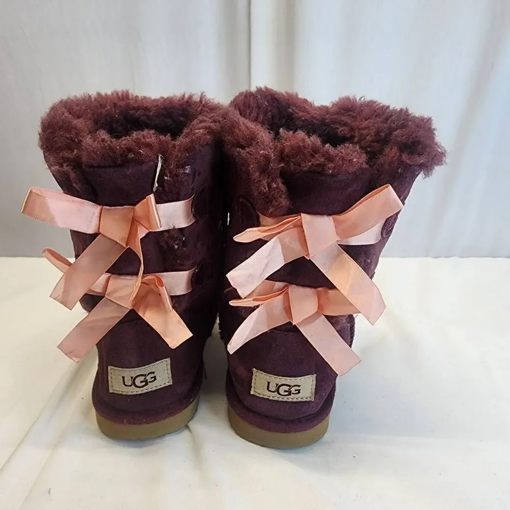 UGG Junior Bailey Bow Moon And Stars Boots Wild Grape Size 4